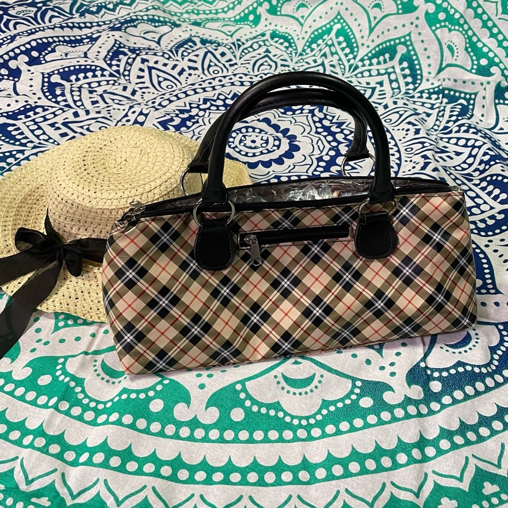 Insulated Wine Clutch Bag Plaid Picnic Accessory with Corkscrew Multi-To…